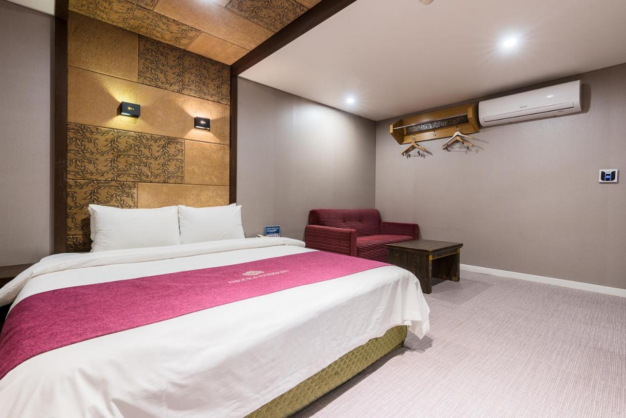 Symphony Hotel Szuvon Kültér fotó