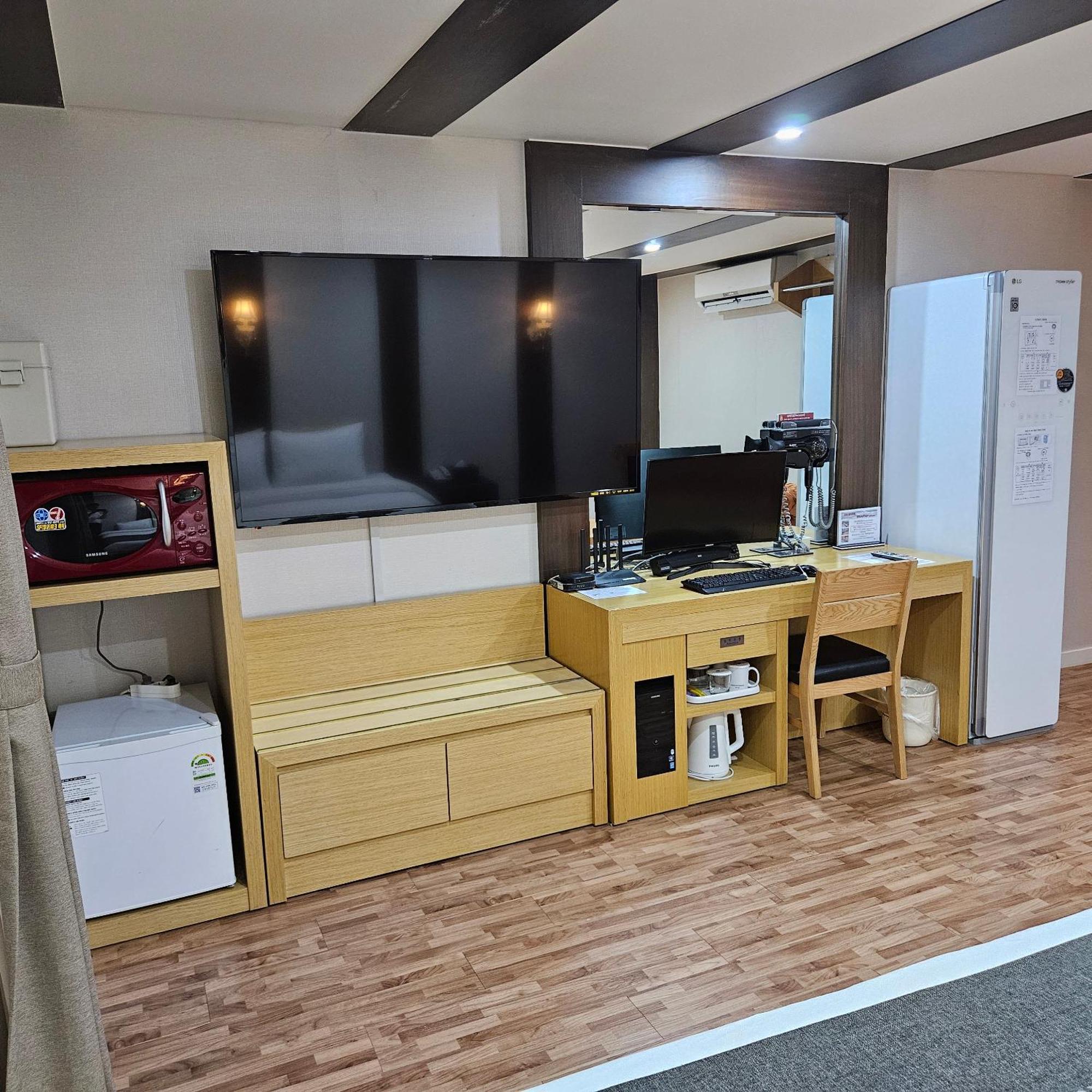 Symphony Hotel Szuvon Kültér fotó
