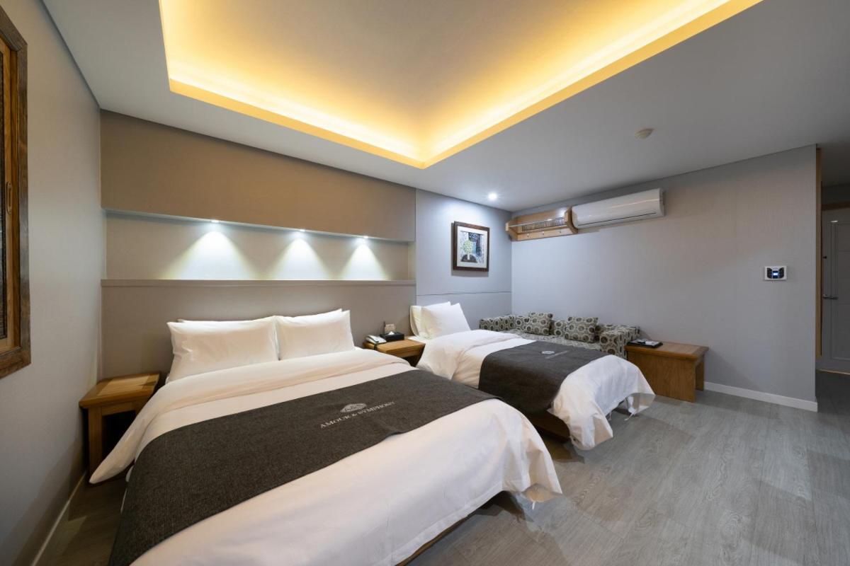 Symphony Hotel Szuvon Kültér fotó
