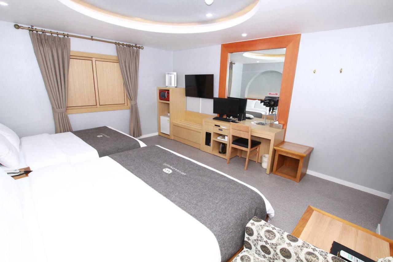 Symphony Hotel Szuvon Kültér fotó